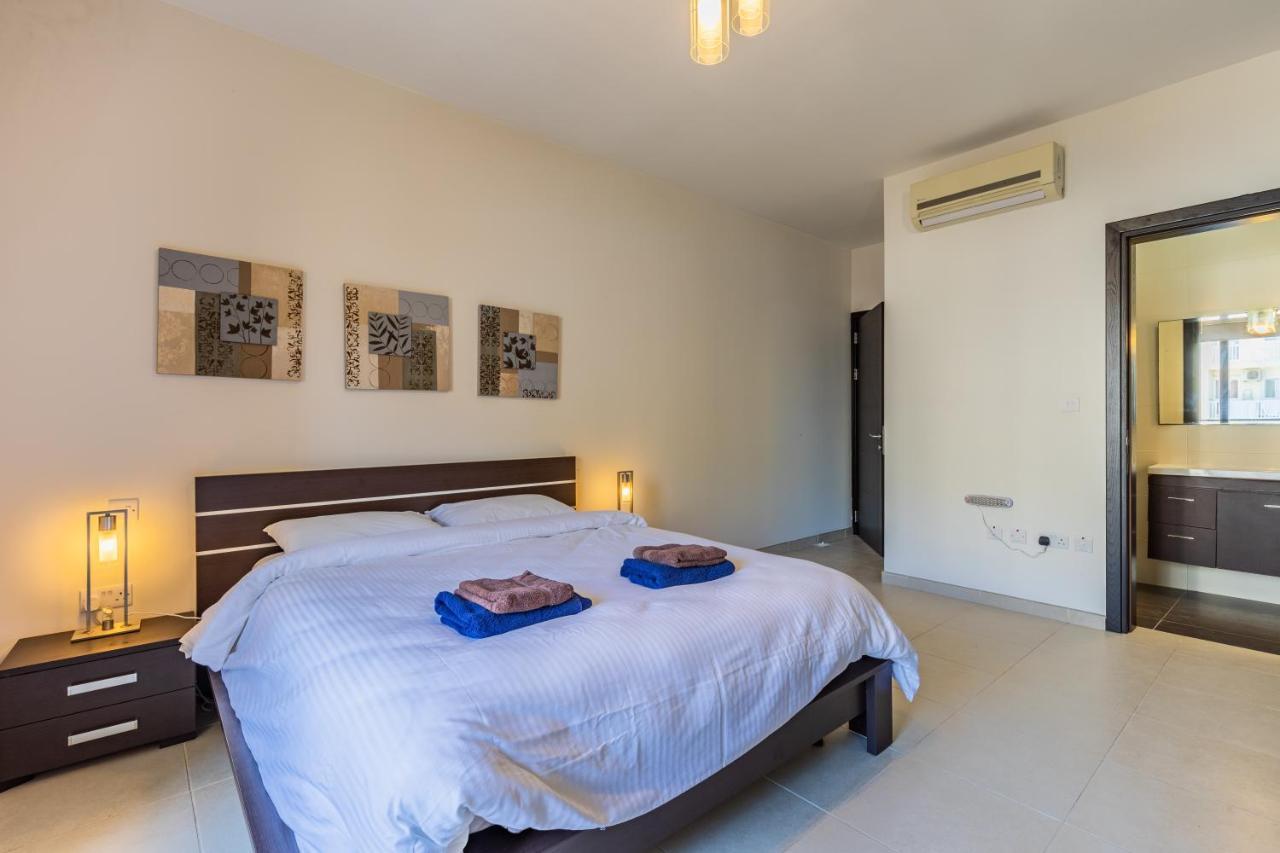 Gorgeous Two Bedroom Sea View In Marsascala Marsaskala Exterior foto